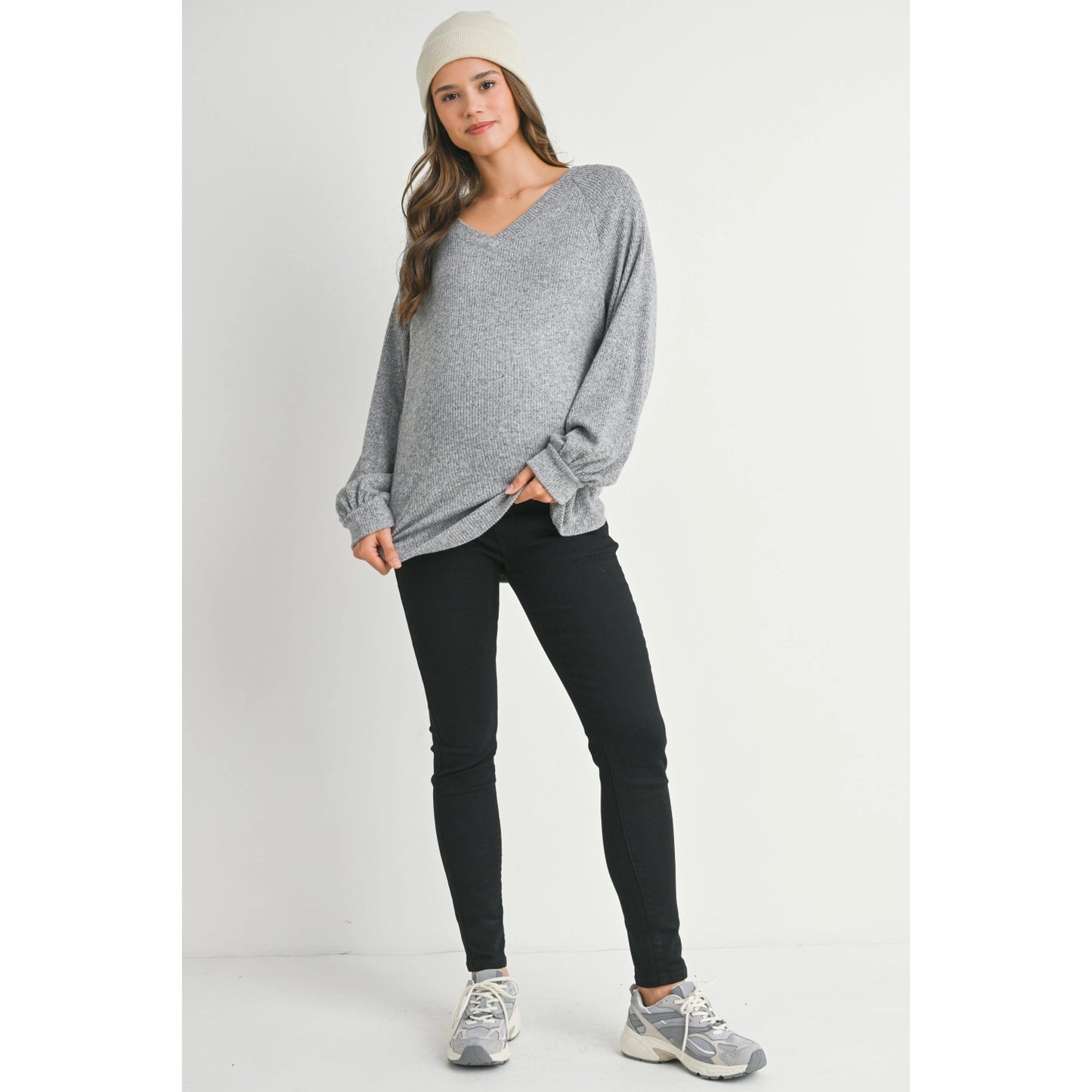 Ribbed V-Neck Long Sleeve Maternity Top